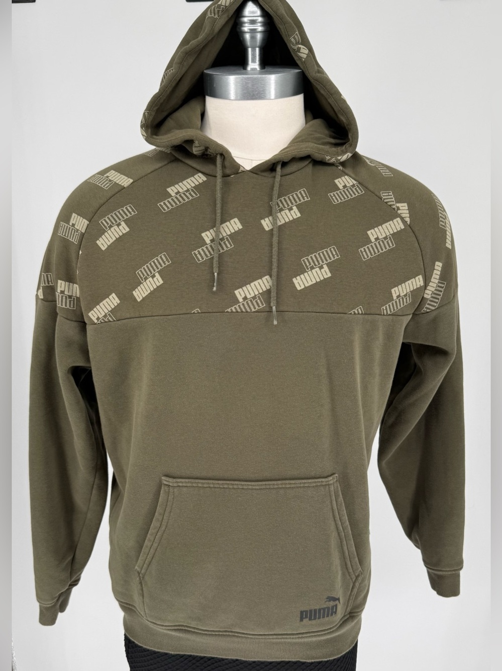 Puma Men’s Olive Green Allover Logo Pullover Hoodie Size Large